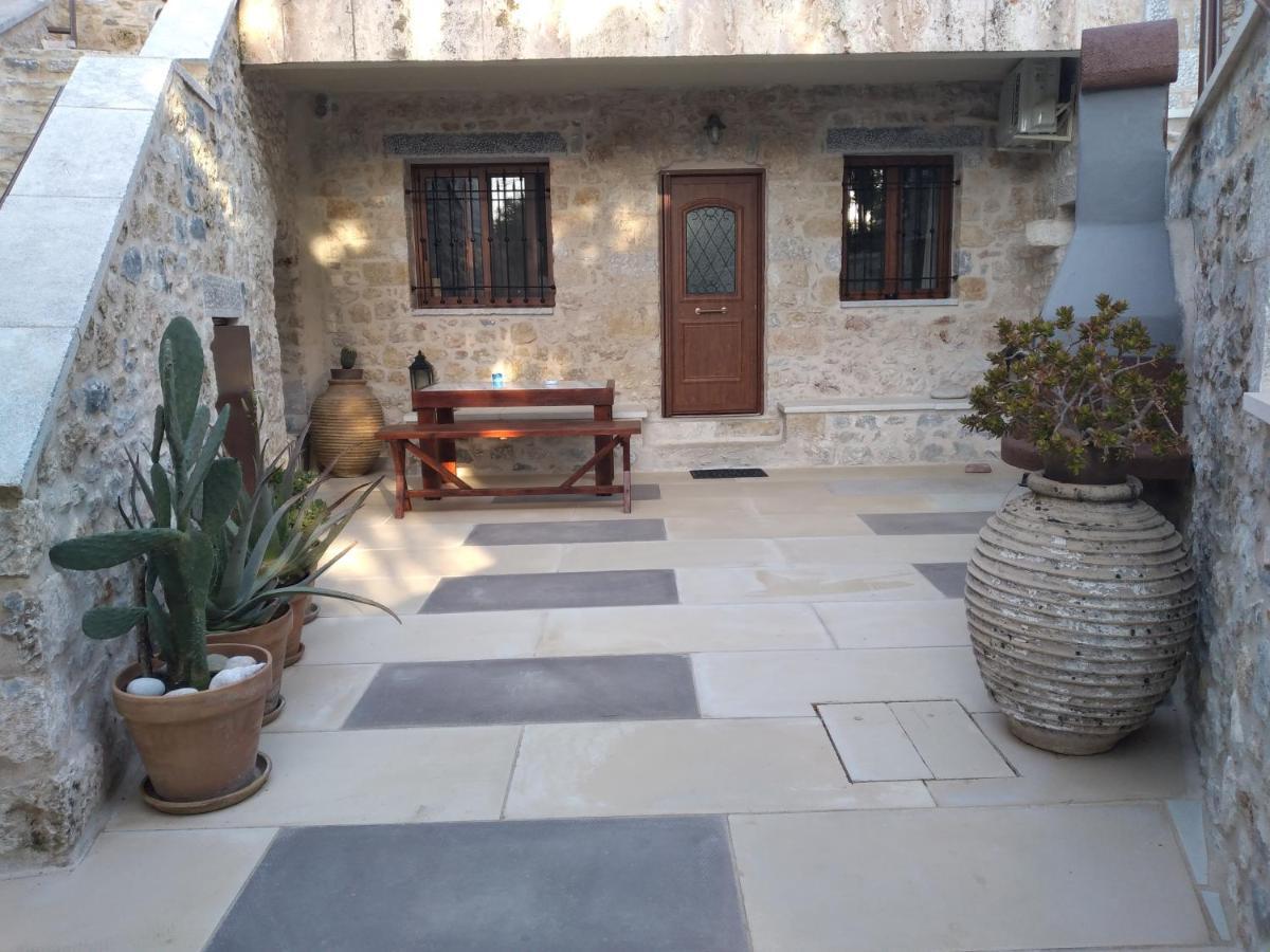 Aspasia House Oitylo Esterno foto