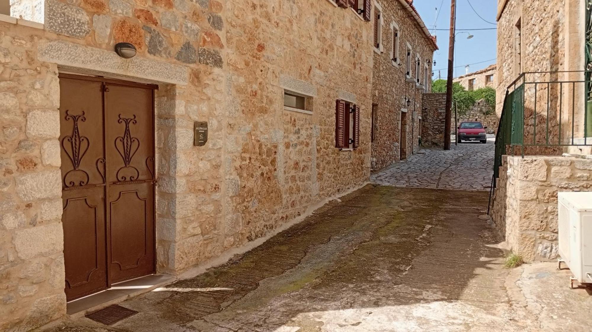 Aspasia House Oitylo Esterno foto